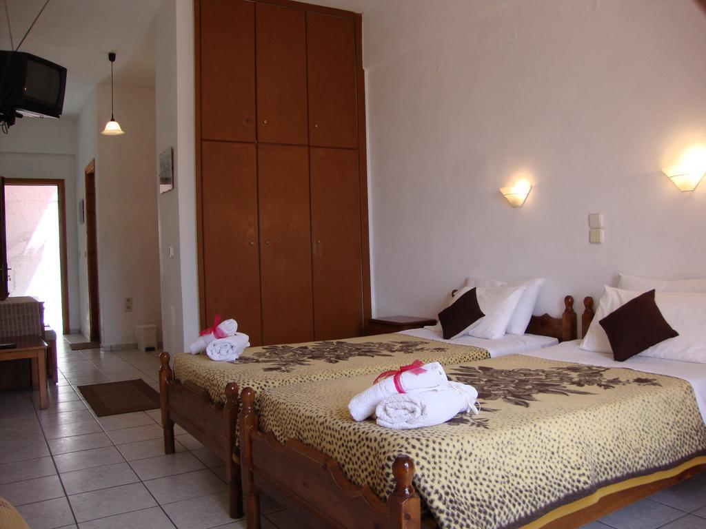 Ipsia Apartments 帕莱欧卡斯提撒 客房 照片